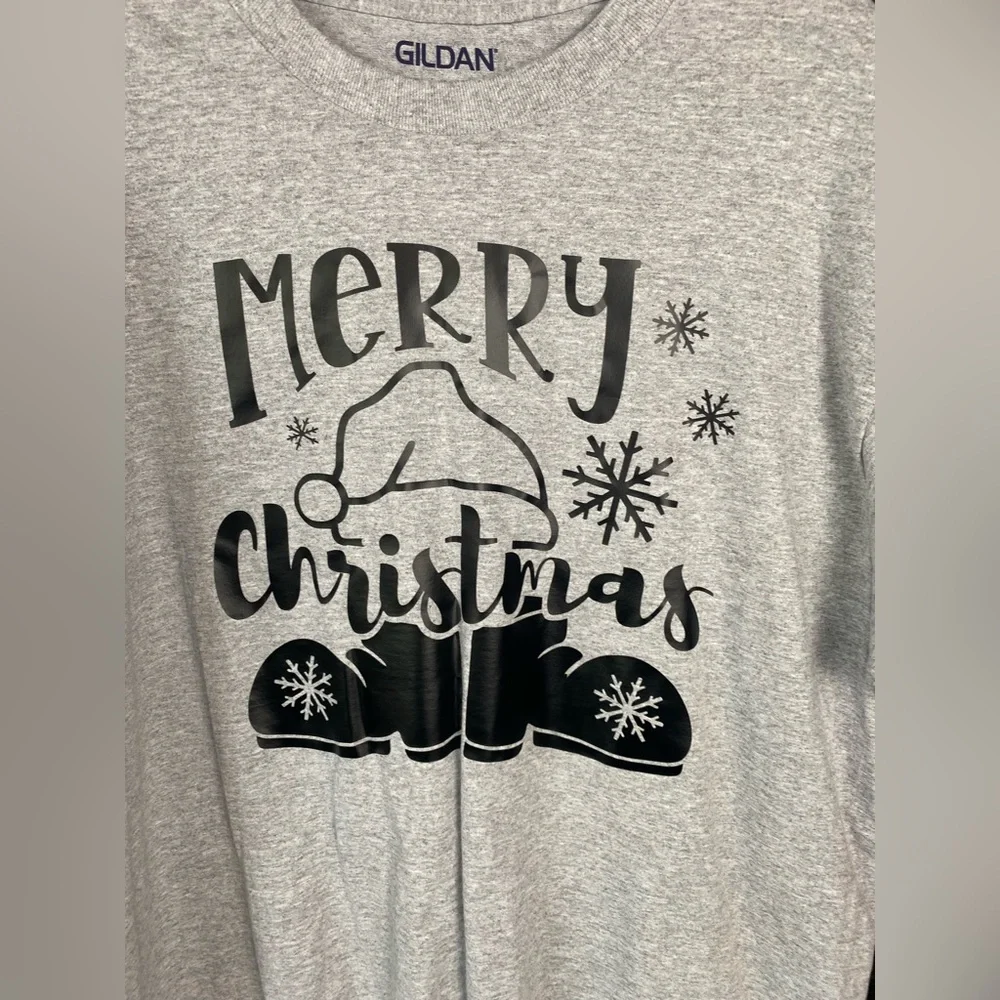 Gildan Gray Merry Christmas Kids Tee